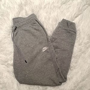 Womens grey Nike sweatpants